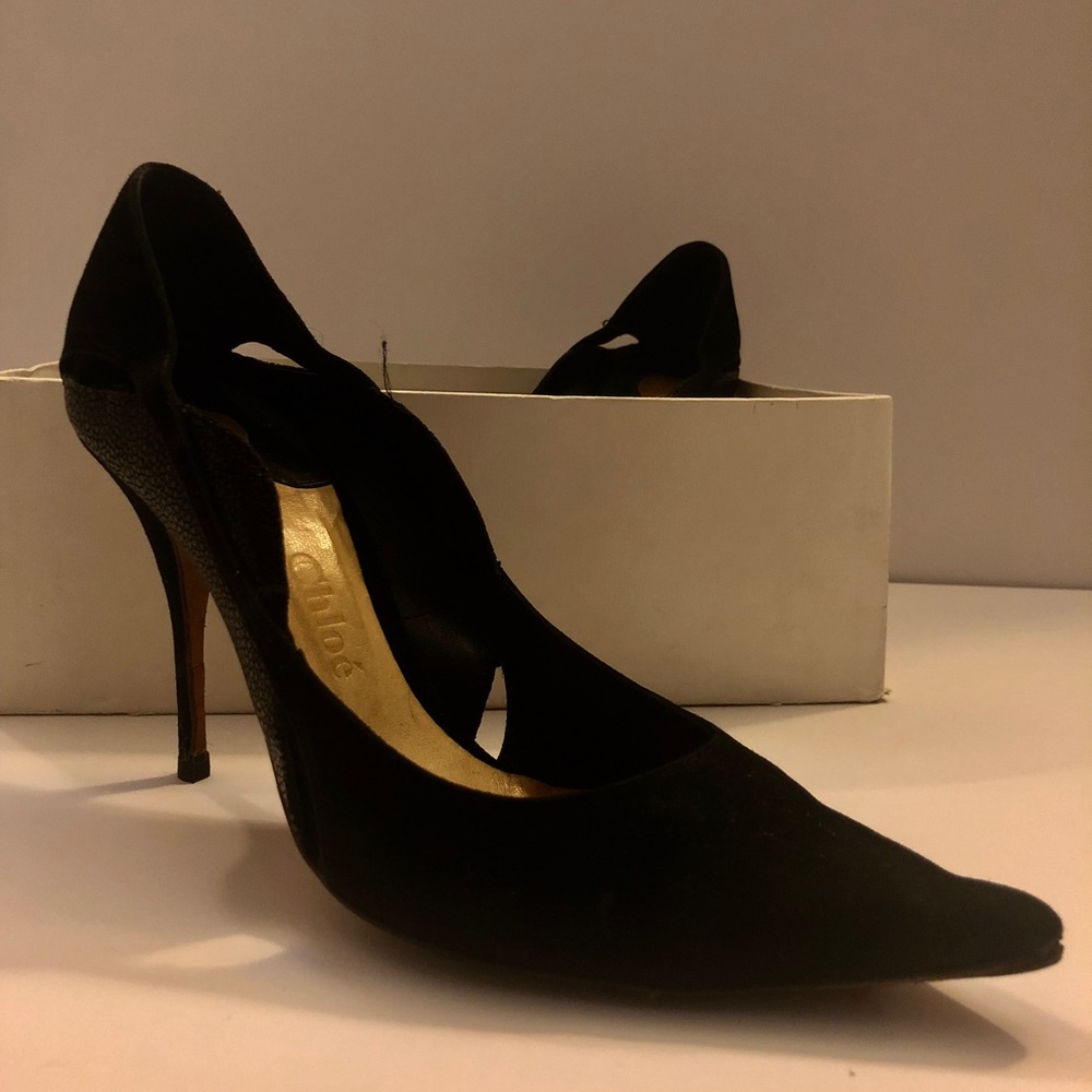 Chloe Black Pumps